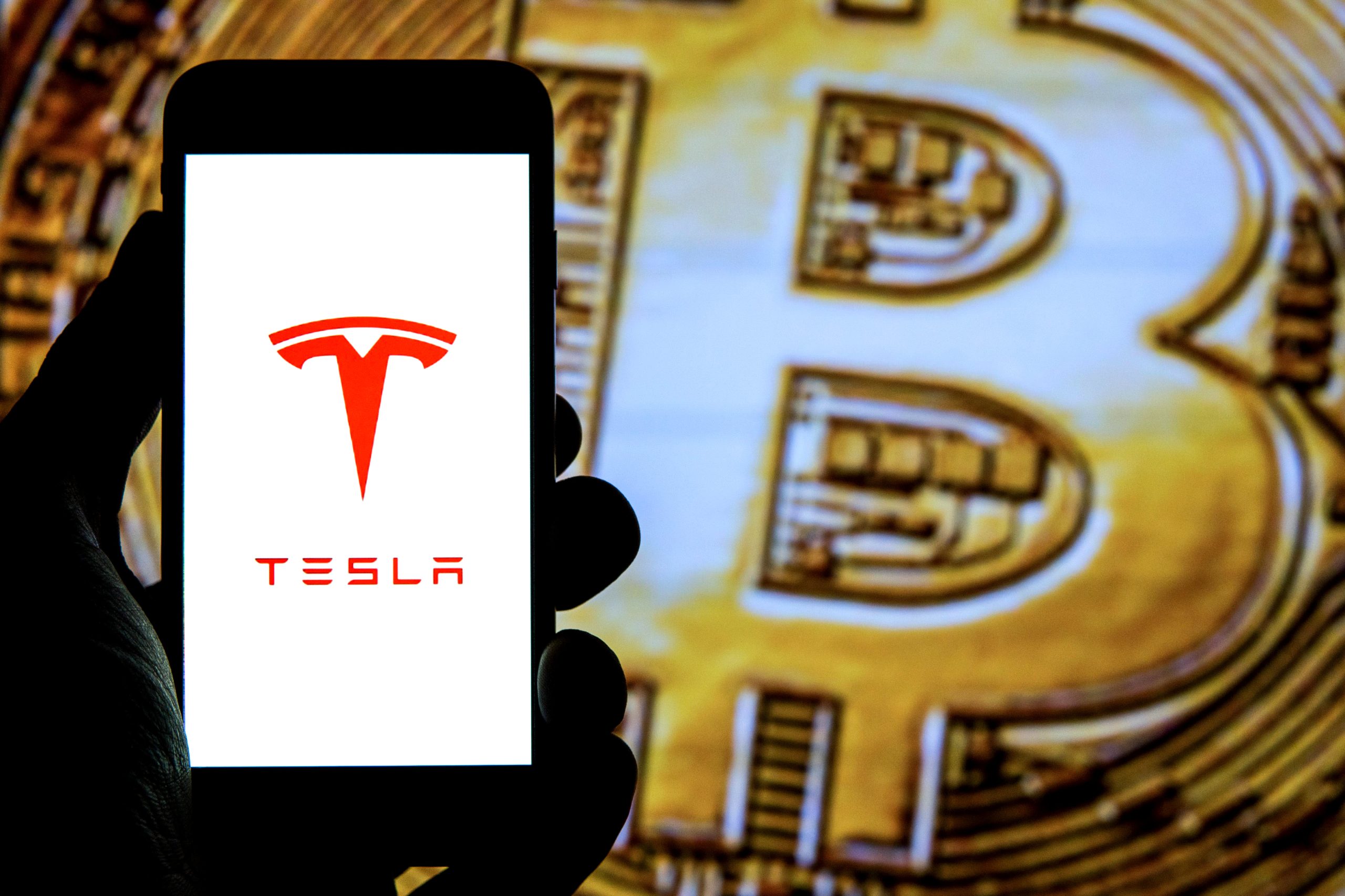 「特斯拉抛售比特幣75% 時機差錯失數十億」